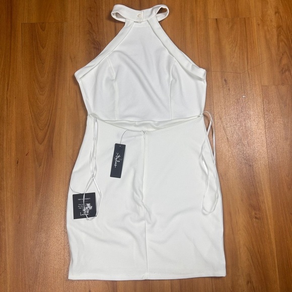 Lulu's Women’s White Halter Backless Mini Dress Size M - Picture 2 of 9